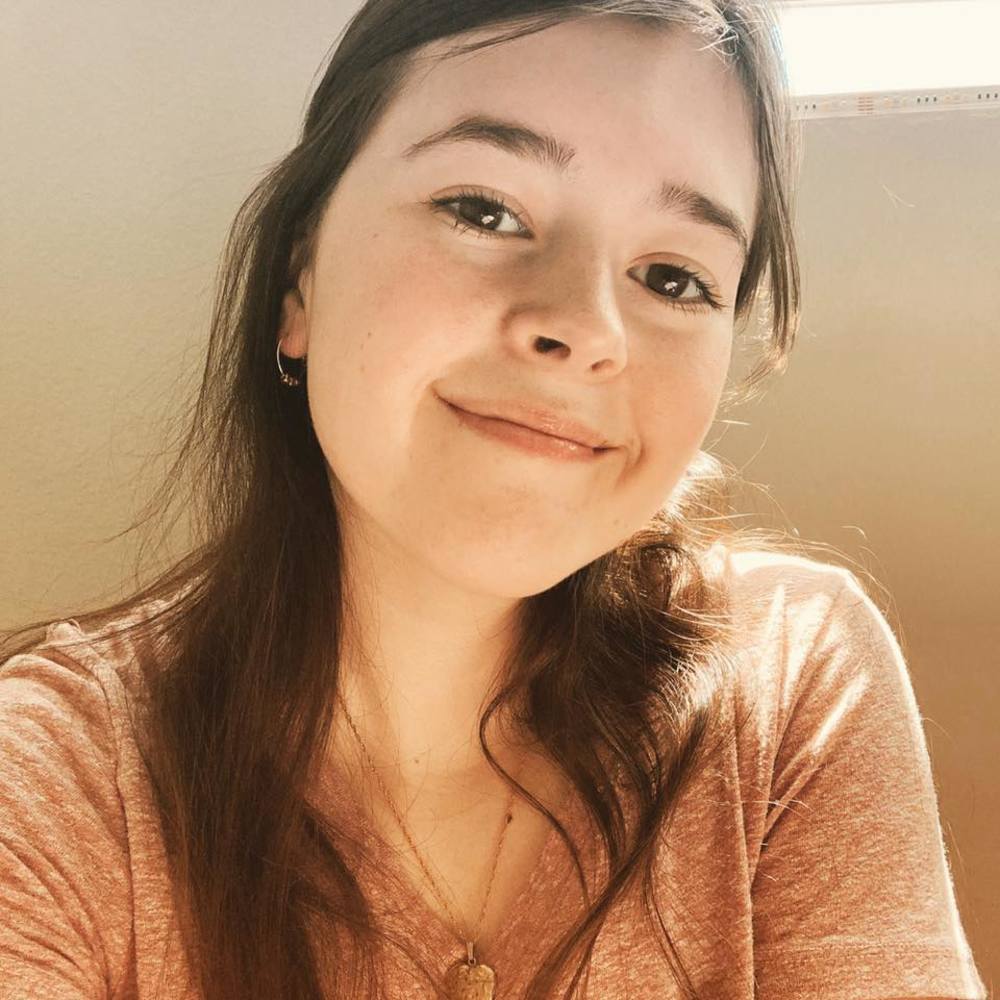 Meet your Posher, Makayla